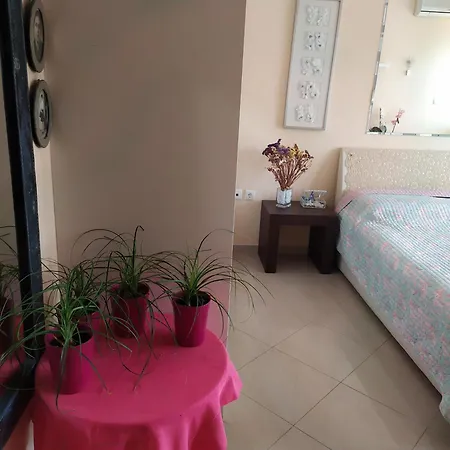 Apartment Luxury In Front Of The Sea In *