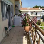 Διαμέρισμα Luxury In Front Of The Sea In