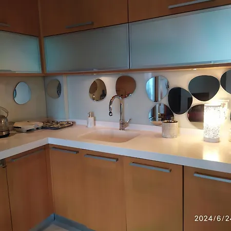 Luxury In Front Of The Sea In Apartmán *