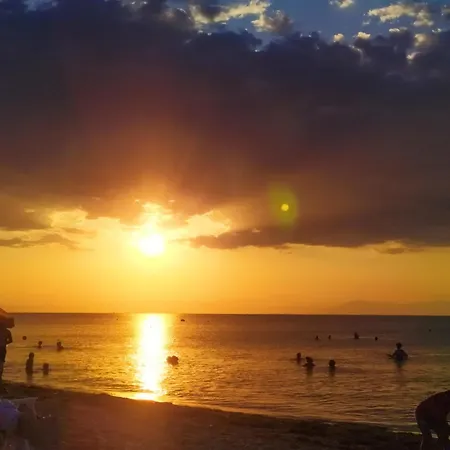 Luxury In Front Of The Sea In * Αγία Τριάδα