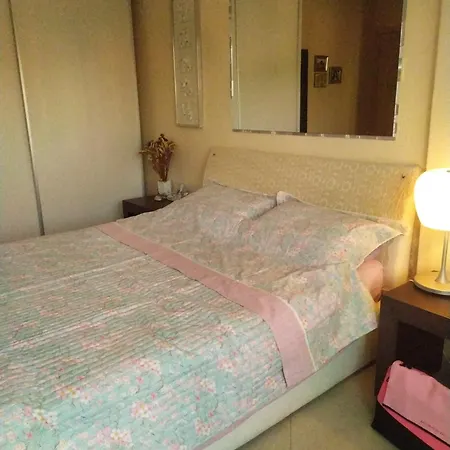 Luxury In Front Of The Sea In *