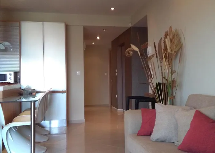 Luxury In Front Of The Sea In Apartamento