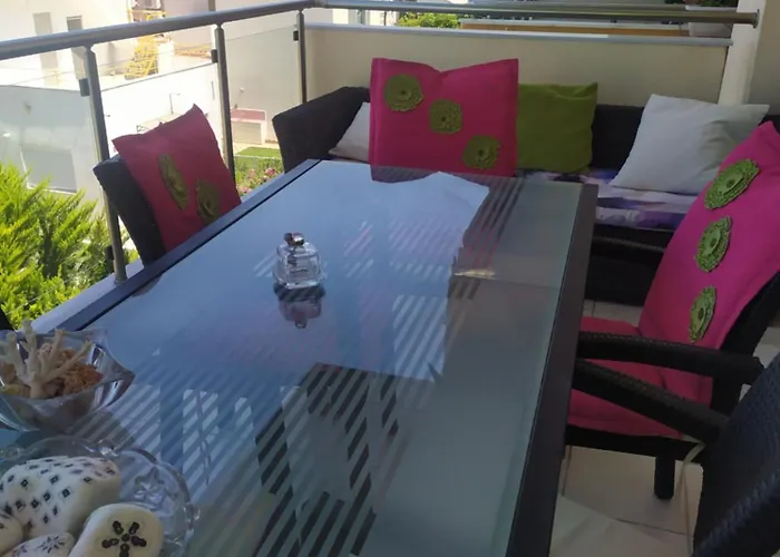 Luxury In Front Of The Sea In Apartamento